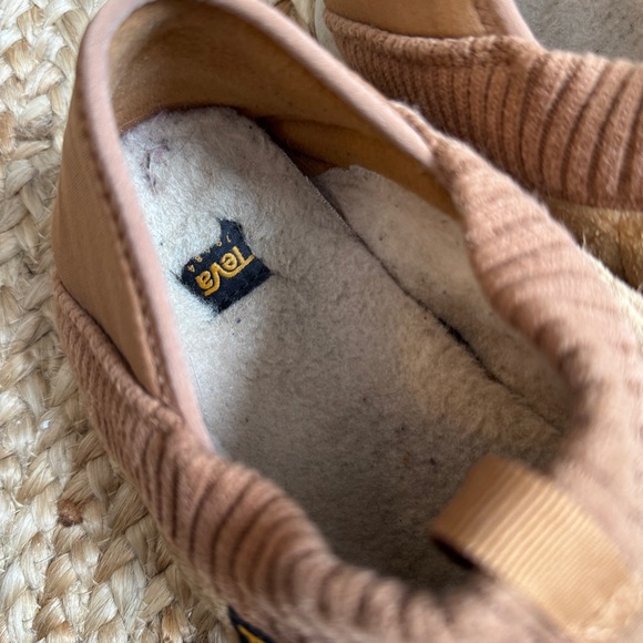 Teva Women’s 11 Brown Suede Slipper Clog Ember Moc Shearling - Picture 8 of 8